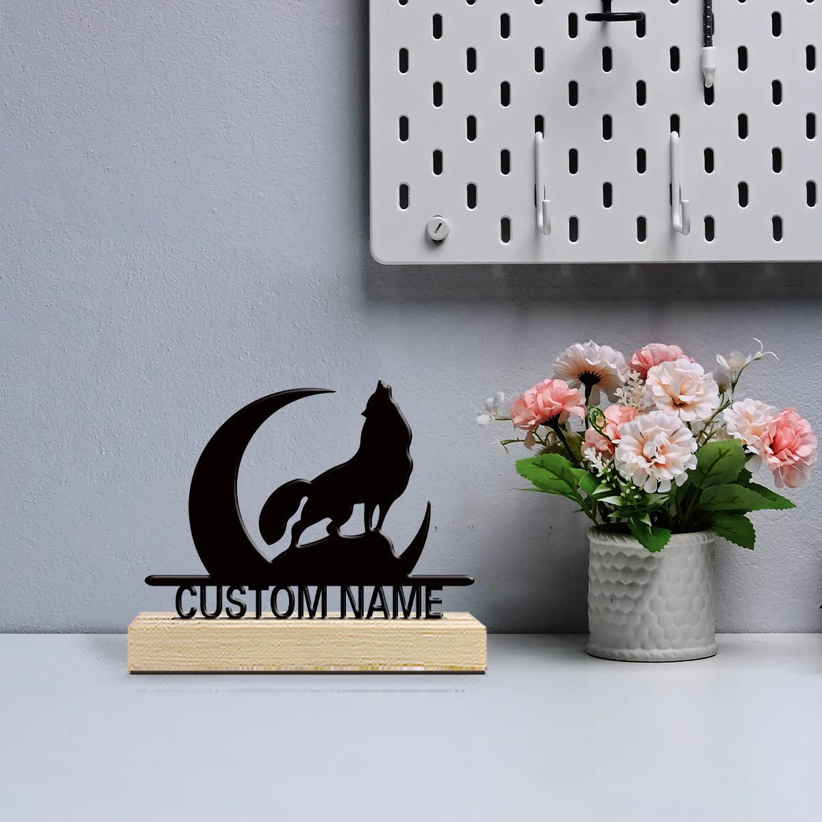 Desktop Laser Engraver - 1 buah Ornamen Meja Logam yang